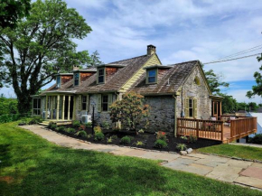 Downingtown Manor circa 1900 Farmhouse